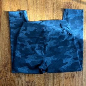 cropped nobull leggings